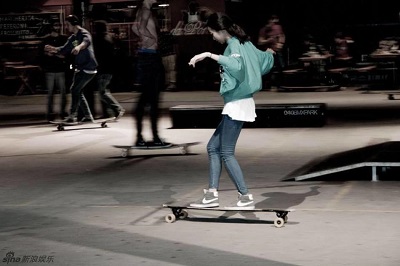 滑板道具的材質有哪些？